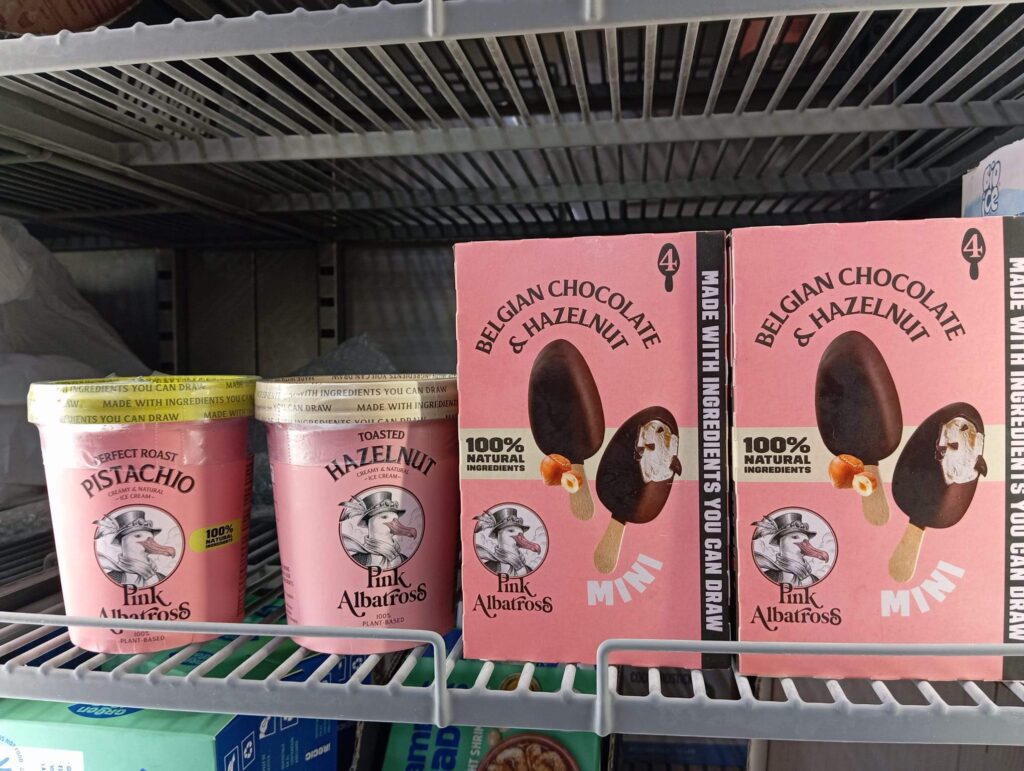 productos de alimentación vegana y vegetariana refrigerados